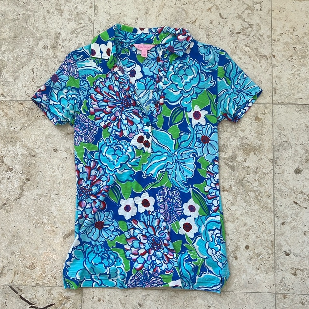 Lilly Pulitzer Button V Neck Cotton Tee